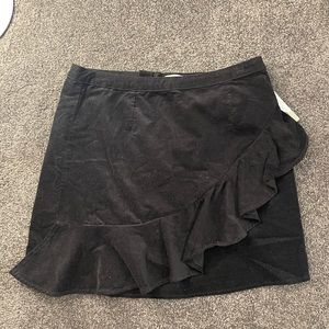 NWT Black Suede BP. skirt size medium front ruffle